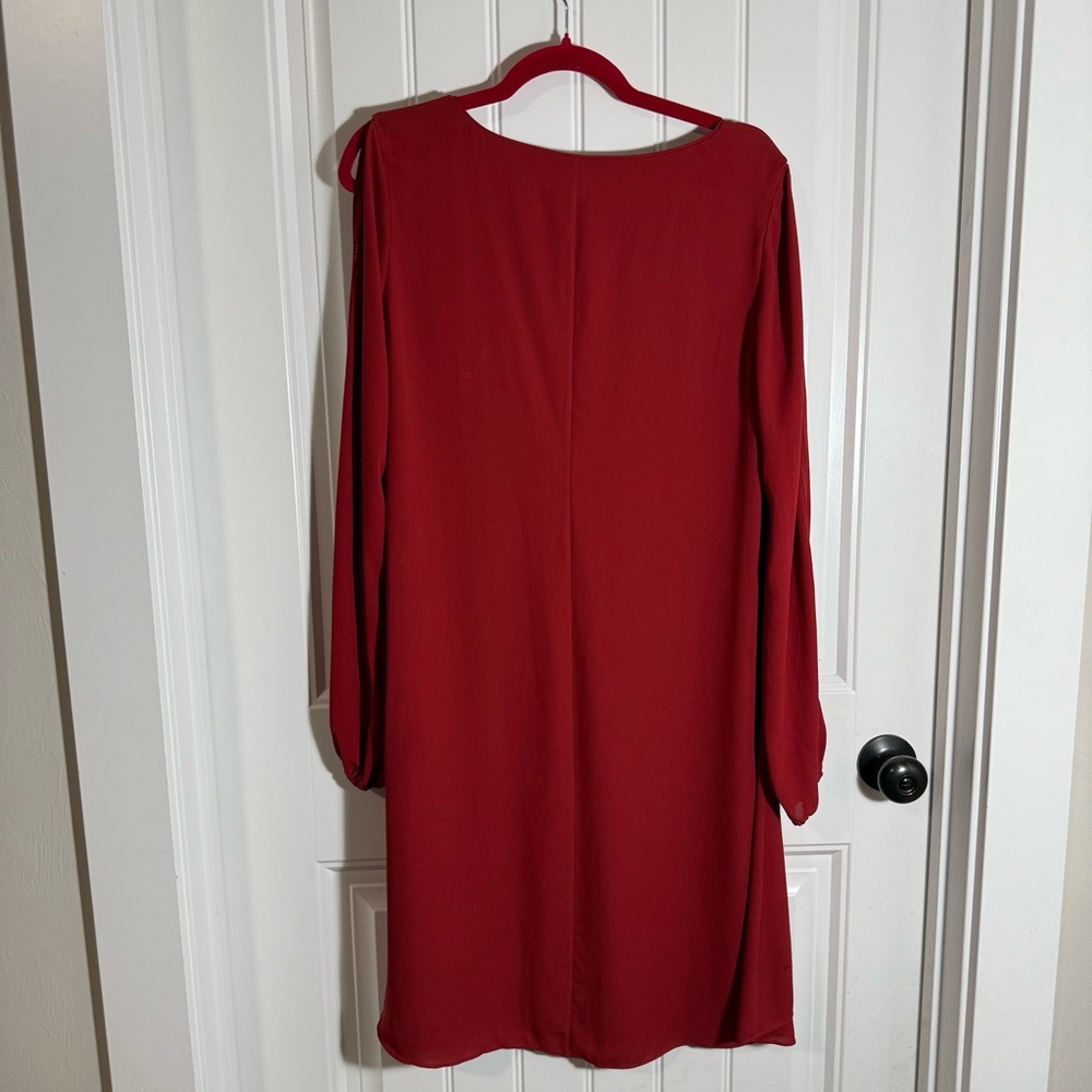 WHBM Hi Low Cold Shoulder Dress - Picture 5 of 7